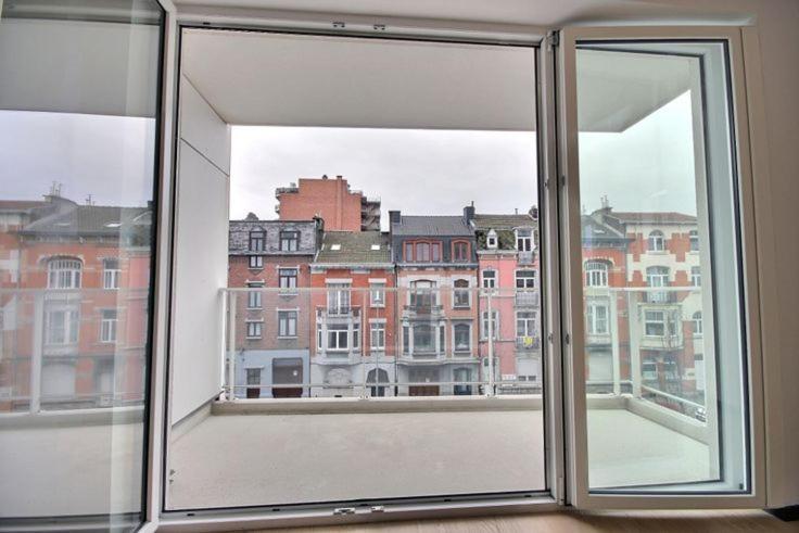 Superbe Appartement Neuf Et Moderne A เลียจ ภายนอก รูปภาพ